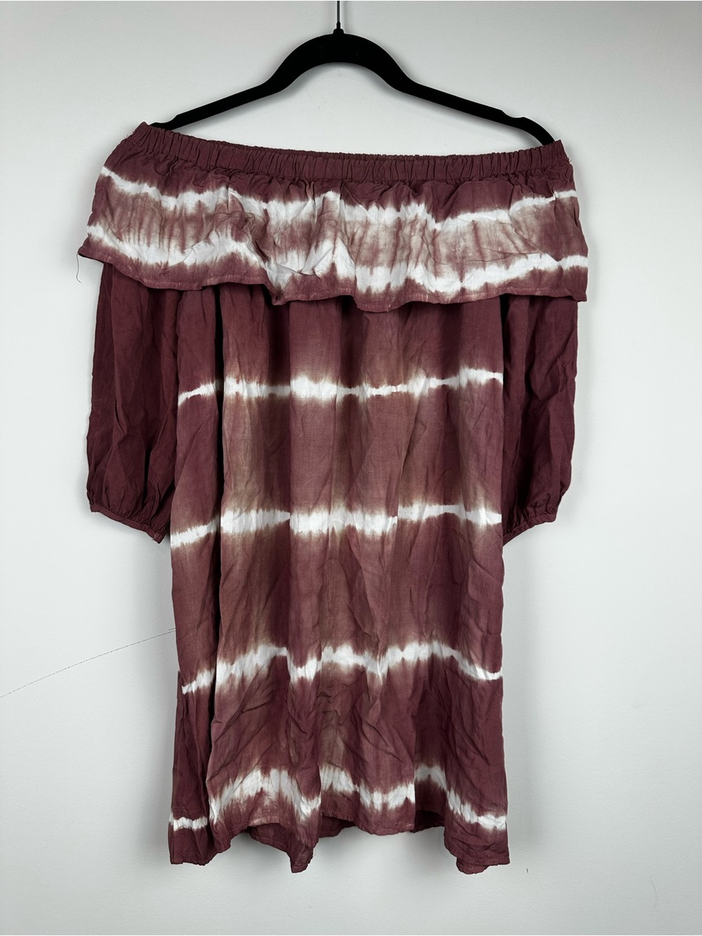 Off-Shoulder Tie-Dye Dress in Mauve and White